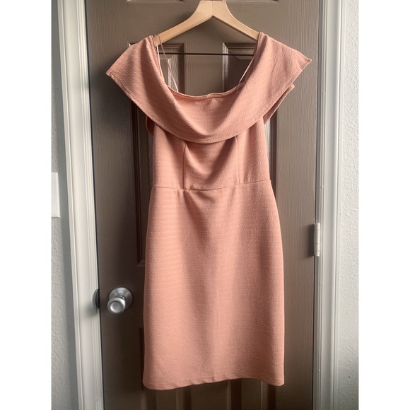 Macy’s Pink Fitted Cocktail Dress - Picture 1 of 4